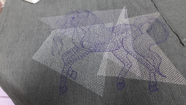 Swirl Horse